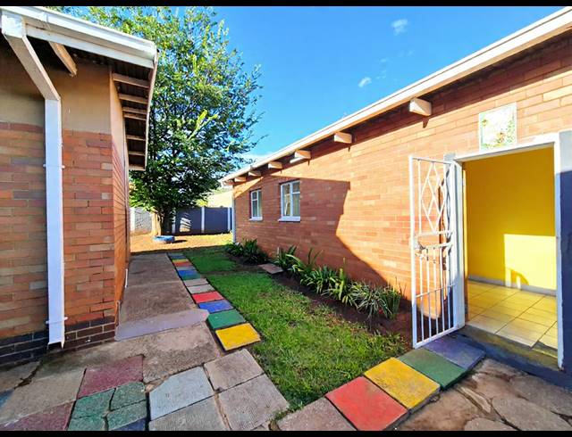3 BEDROOM HOUSE TO LET IN VANDERBIJLPARK CE 5